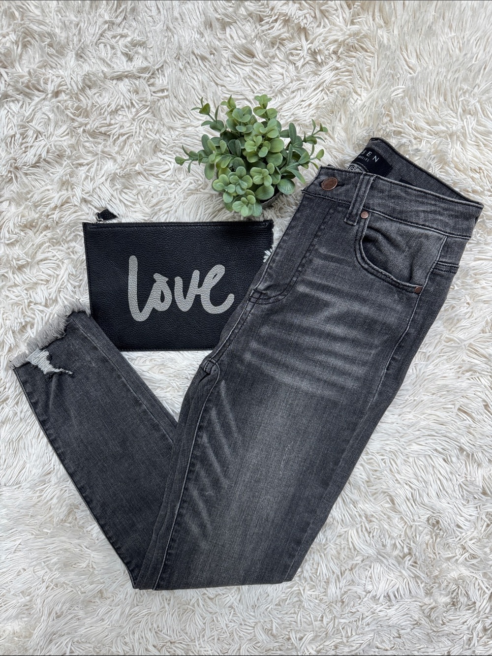 Risen High Rise Skinny Jeans 💗 Washed Black